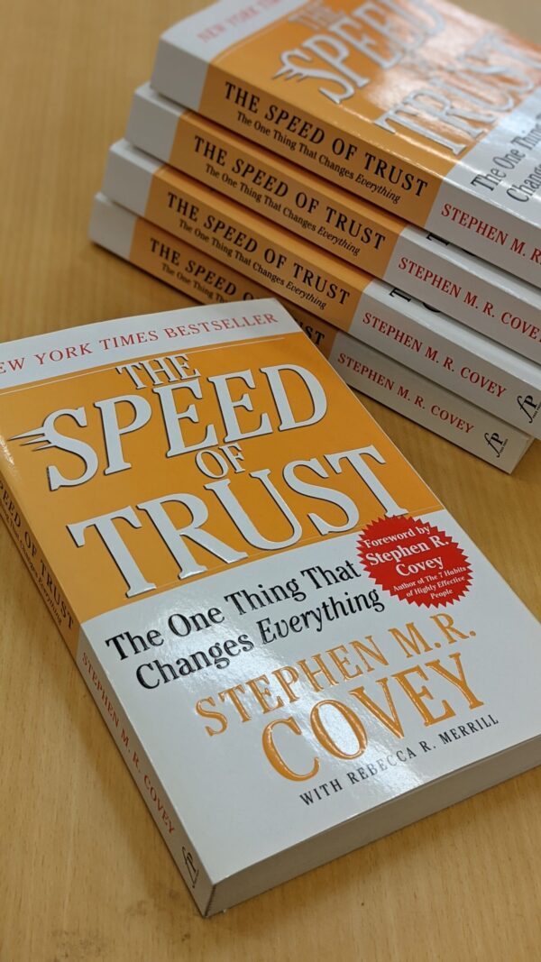 the　The　Trust　(paperback)　Merill　Rebecca　R.　Stephen　Covey　of　Speed　Company